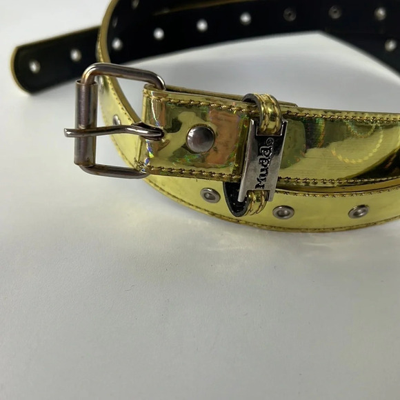 MUDD Gold Metallic Belt - Picture 3 of 5